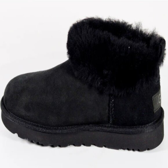 Brand New Women's UGG Classic Ultra Mini Fluff - Picture 1 of 5